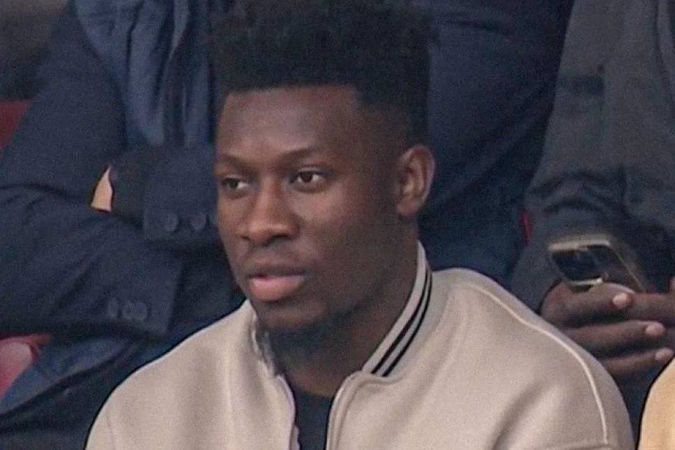 阿莫林拒绝保证奥纳纳首发！曝曼联500万可回购德赫亚，签新贵机会更大